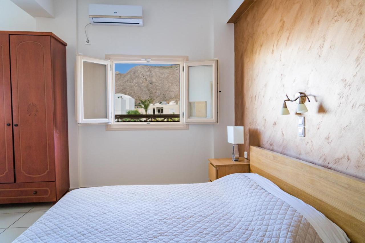 Rena Hotel Períssa Extérieur photo